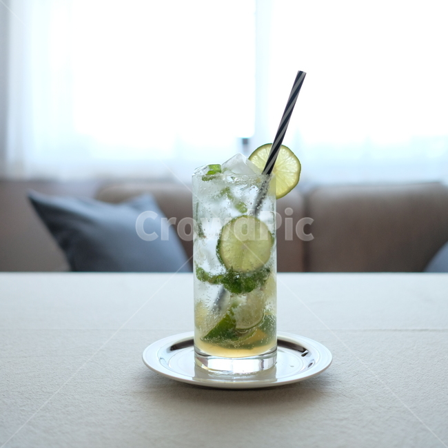 beverage,마실것,cocktail,칵테일,alcohol,알코올,drink,라임,lime,라임쥬스,라임모히토,모히토,음료수,drink,beverage
