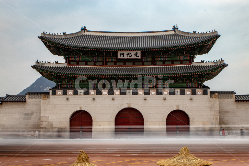 서울,광화문,장노출,시간의흐름,불변,옛것,한국전통,한국문화,korean traditional,korean culture,랜드마크,landmark,tourist attraction,한국랜드마크,한국관광지,한국명소,korea landmark,korea tourist attraction,건축물,건물외관,exterior,building,structure,architecture,construction
