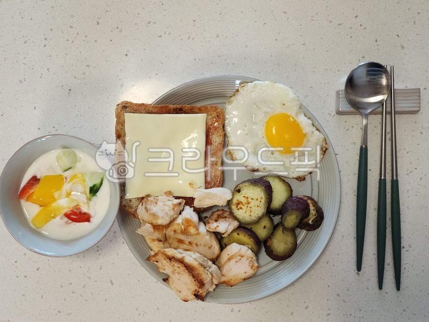 toast,sweet potato,chicken breast,salad,egg,softboiled,healthy food,morning,cheese