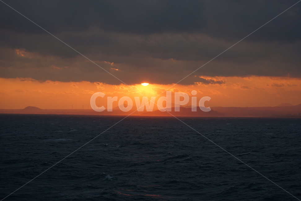 일출,감성,해,풍경,자연,자연,풍경,nature,landscape,outdoors,옥외,dusk,황혼,sunset,일몰,sky,하늘,dawn,새벽,red sky,붉은 하늘,sunlight,햇빛