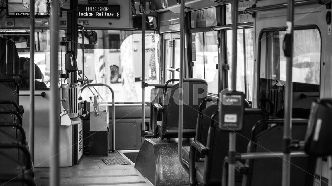 버스,시내버스,교통,교통수단,대중교통,traffic,transportation,bus,흑백,흑백,모노톤,monochrome,black and white,교통,교통수단,traffic,transportation