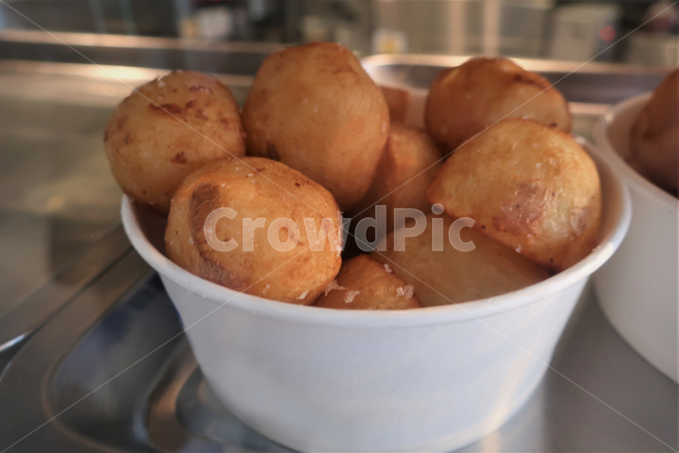 통감자,감자,구이,휴게소,간식,음식,군것질,먹거리,판매,진열,음식,식재료,요리,food,cook,meal,dishes,food reserves