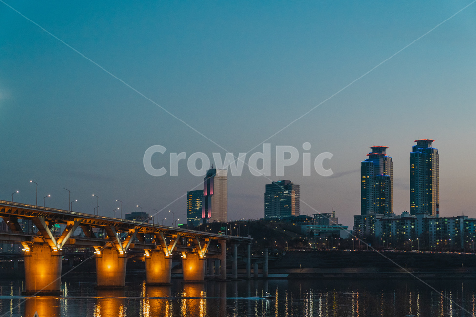 다리,bridge,한강,야경,도시,city,서울,도시,풍경,city,landscape,한국도시풍경,한국도시경관,korea cityscape,감성,sensible,feeling,urban,어반,시티,metropolis,중심지,building,건물,town