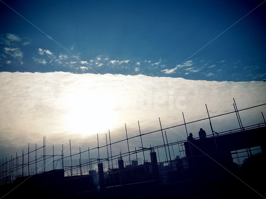 light,빛,flare,플레어,sunlight,햇빛,하늘,구름,공사,사람,학교,건물,construction