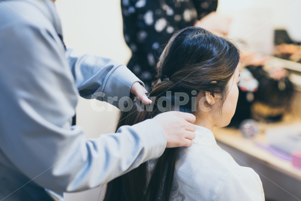 헤어,스타일,댕기머리,사람,인물,여자,전통,뷰티,hair,style,human,portrait,girl,tradition,한복,사람,인물,인간,human,person,여성,여자,woman,female,lady,뷰티,미용,beauty treatment,감성,sensible,feeling