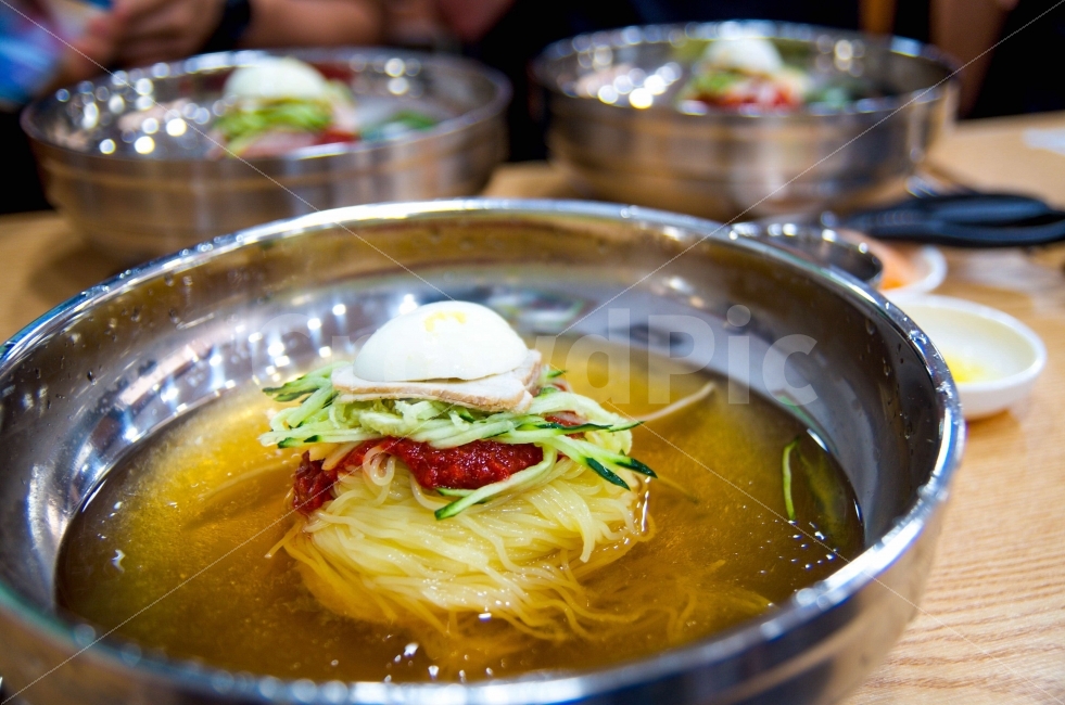 밀면,냉면,식사,부산,여행,재미,음식,식재료,요리,food,cook,meal,dishes,food reserves,면류,면요리,noodles,한식,한국음식,한국요리,korean food,korean dishes,korean meal,korean cook