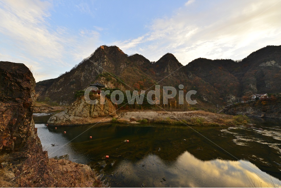 충북,영동,월류봉,월류봉가을,월류봉추색,강,경치,풍경,경관,nature,자연,outdoors,옥외,mountain,산,mountainrange,산맥