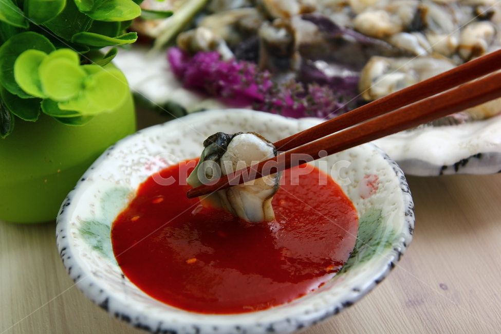 석화,굴,생굴,해산물,조개,신선,싱싱,음식,식품,dish,oysters,seafood,shellfish,fresh,crispy,food,음식,식재료,요리,food,cook,meal,dishes,food reserves,수산물,해산물,fishery products,seafood