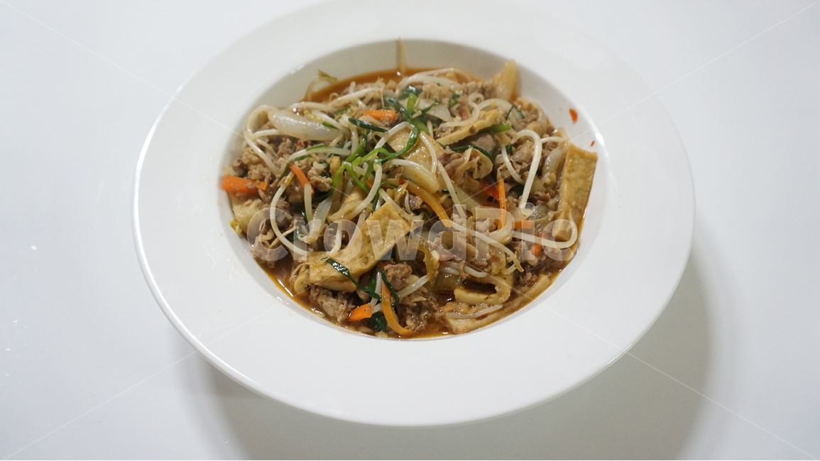 우삼겹숙주볶음,요리,반찬,소고기,업진살요리,우삼겹요리,food,beef,안주,음식,식재료,요리,food,cook,meal,dishes,food reserves,육류,고기,meat,한식,한국음식,한국요리,korean food,korean dishes,korean meal,korean cook
