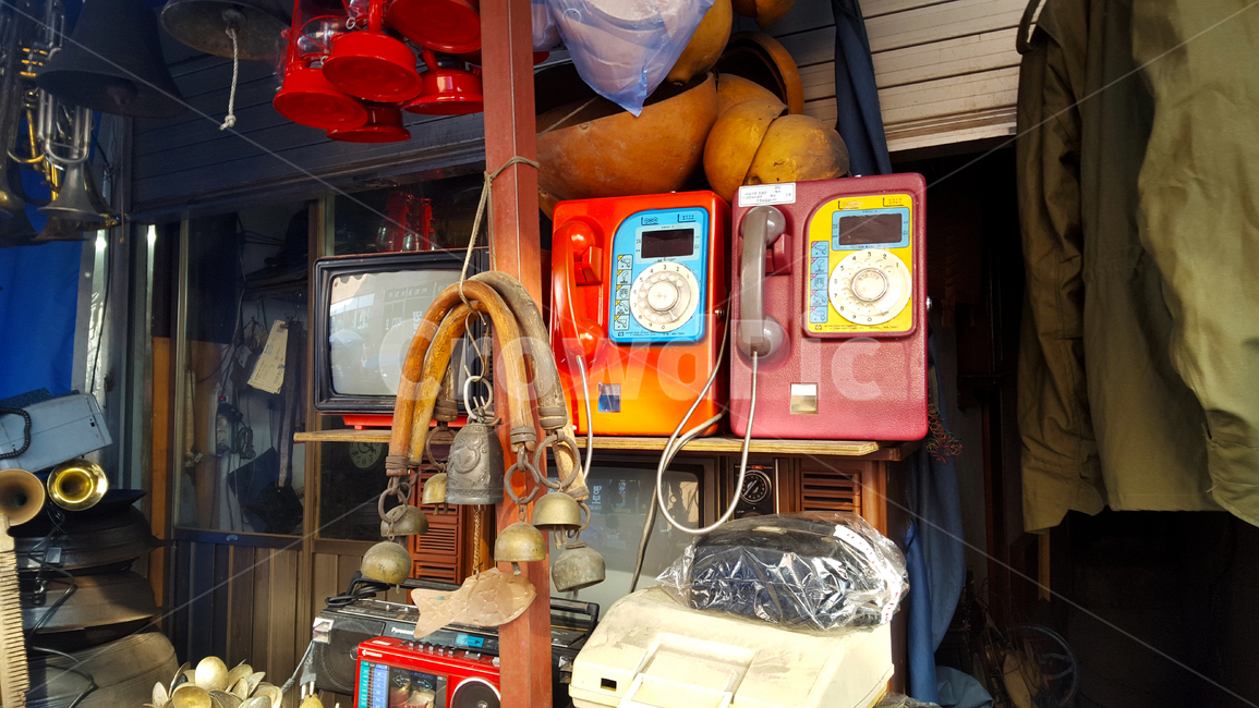 골동품,전화기,동묘시장,옛날물건,공중전화,antique,market,telephone,old