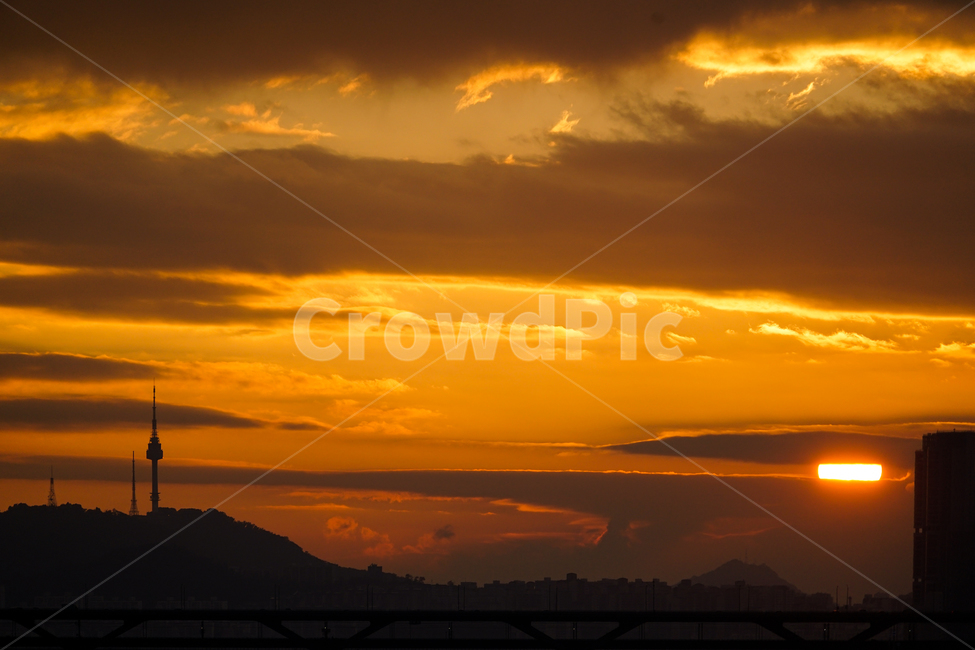 nature,자연,outdoors,옥외,sky,하늘,sunset,일몰,redsky,붉은하늘