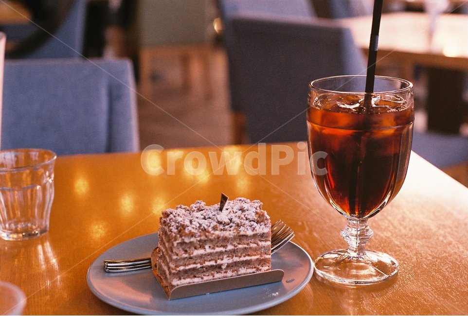 커피,케익,여유,오후,필름,감성,음식,식재료,요리,food,cook,meal,dishes,food reserves,디저트,간식,후식,dessert,snack,커피,카페,coffee,cafe,감성,sensible,feeling