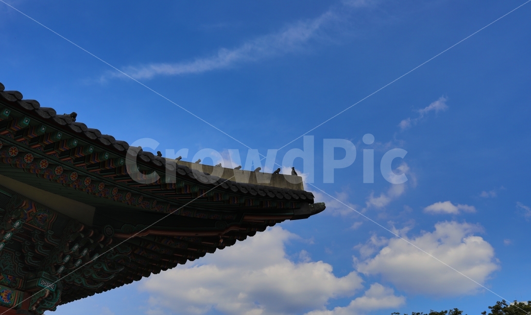 덕수궁,고궁,궁궐,어처구니,하늘,건축물,건물외관,exterior,building,structure,architecture,construction,한국전통,한국문화,korean traditional,korean culture