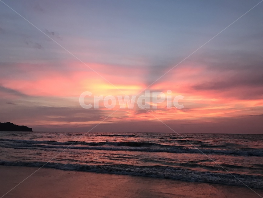 하늘,sunset,노을,일몰,바다,감성,감성사진,sky,코타키나발루,갬성,구름,cloud,자연,풍경,nature,landscape,outdoors,옥외,dusk,황혼,dawn,새벽,red sky,붉은 하늘