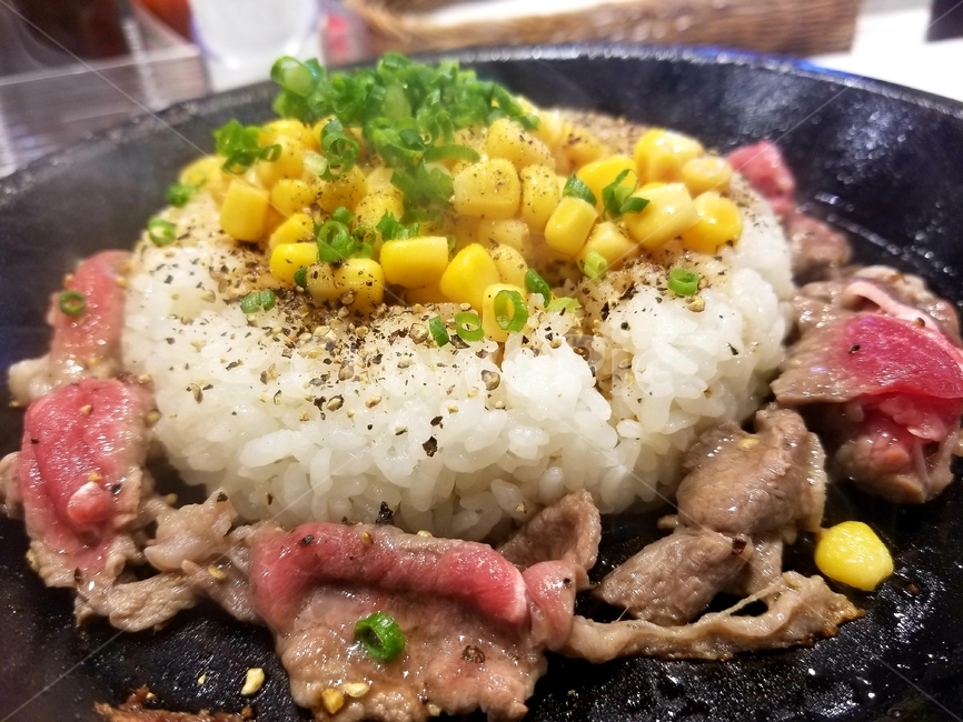 로스트비프,덮밥,요리,저녁,고기,밥,음식,식재료,요리,food,cook,meal,dishes,food reserves