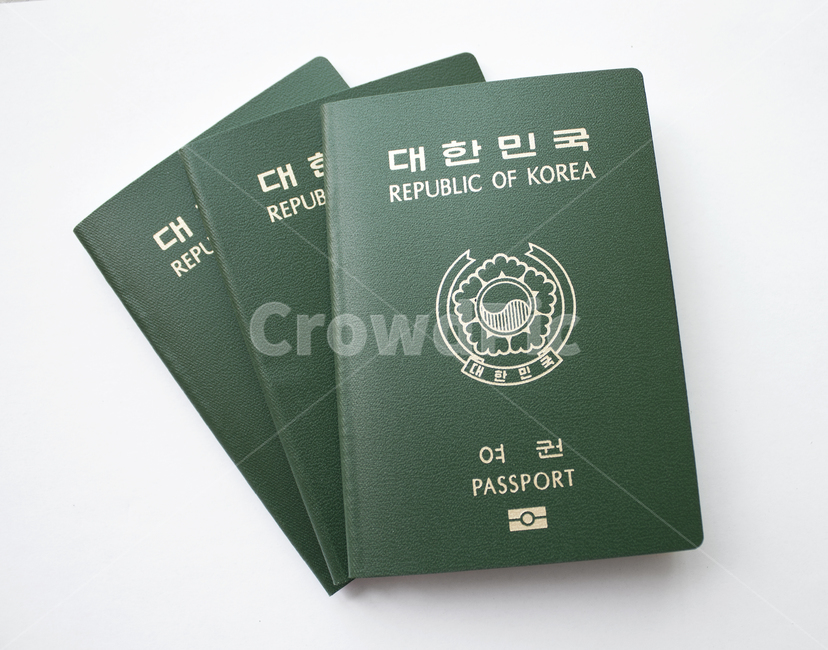 여권,한국여권,passport,대한민국여권,id,사물,물건,business,card,citizen,emigration,identification,identity,international,korea,pass,republicofkorea,security,한국,대한민국,탑앵글,탑뷰,탑,여행,휴가,traveling,vacation,trip,사물,물건,오브젝트,thing,object,matter
