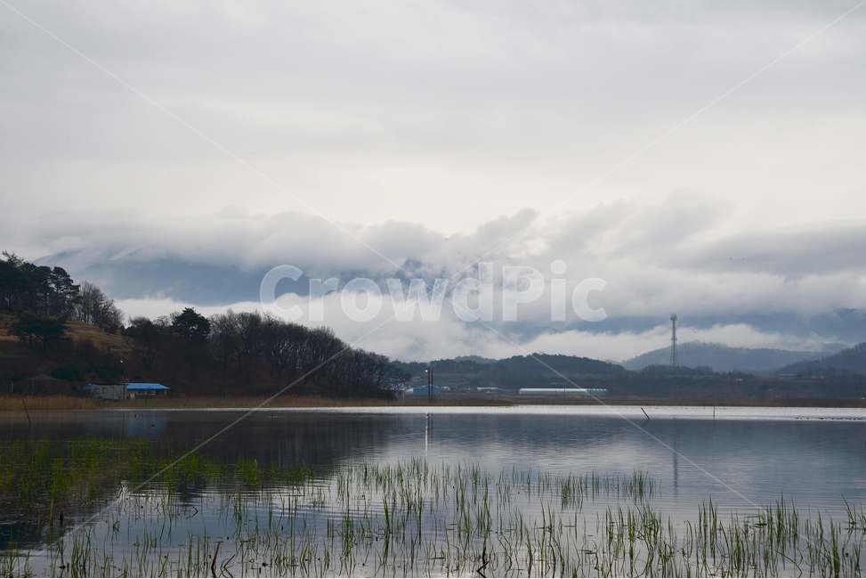 저수지,아침,풍경,민물낚시,구름,자연,풍경,nature,landscape,한국자연풍경,한국자연경관,korea nature landscape,water,물,outdoors,옥외,land,땅