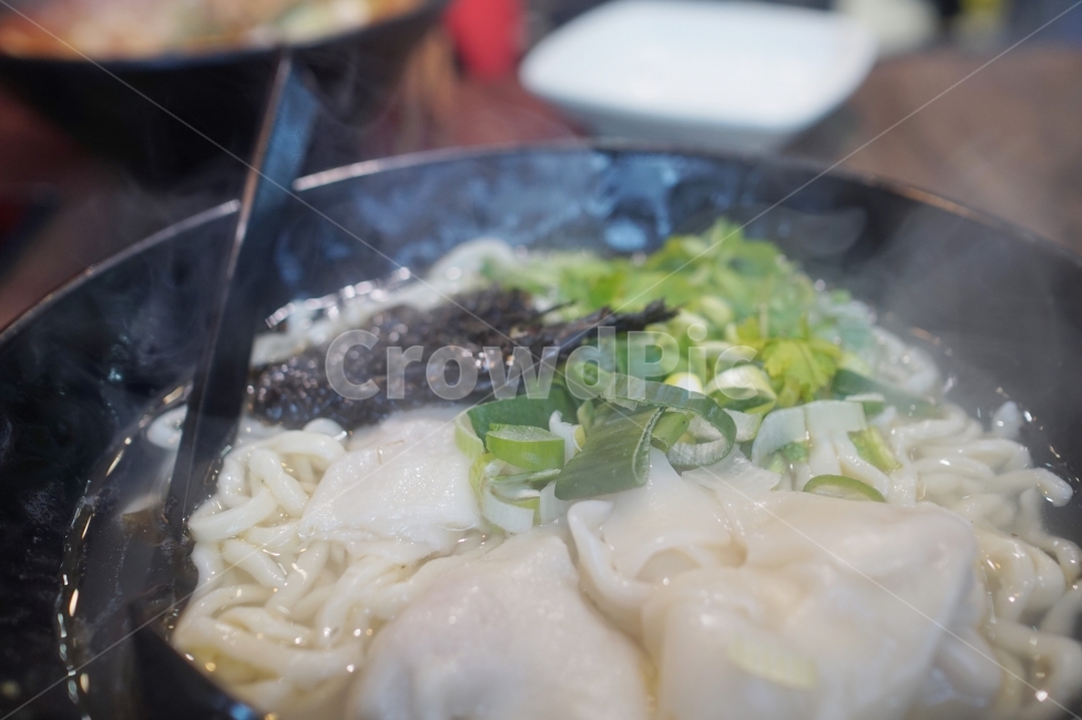 훈둔,중국식만두국,훈둔소면,중국면요리,중국음식,음식,음식,식재료,요리,food,cook,meal,dishes,food reserves,면류,면요리,noodles,중식,중국음식,중화요리,chinese food,chinese dishes,chinese meal,chinese cook