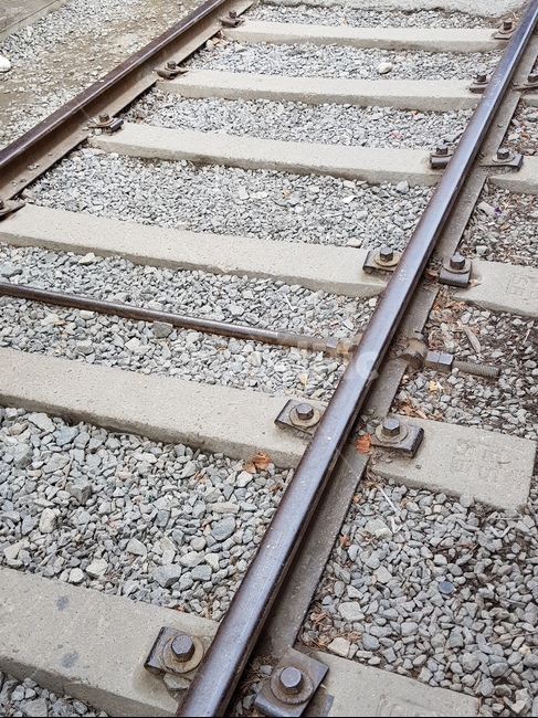 철길,풍경,오래된철길,도로,기차길,교통,교통수단,traffic,transportation,train track,기찻길,rail,레일,railway,철도,gravel,자갈,dirt road,흙길,road
