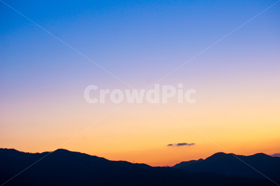 산,노을,하늘,sky,오후,afternoon,mountain,sunset,blue,black,yellow