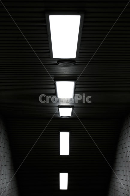 지하도,계단,빛,감성,light,조명,흑백,모노,천장,오브젝트,출구