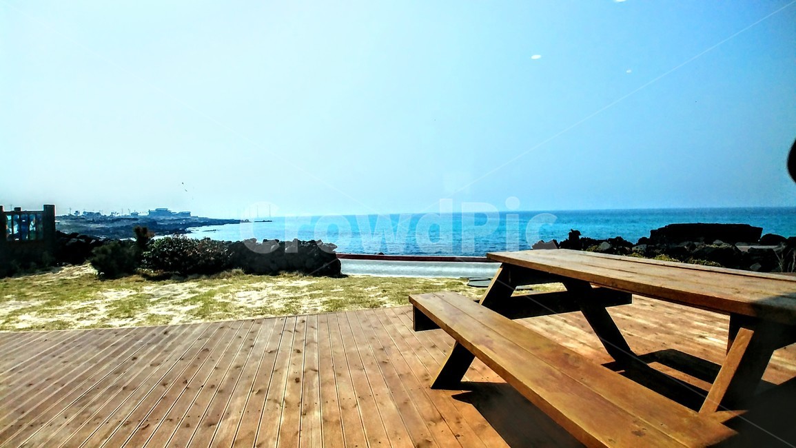 wood,나무,furniture,가구,bench,벤치,plywood,견목,감성,배경,풍경,바다,하늘,sea,물,파란하늘