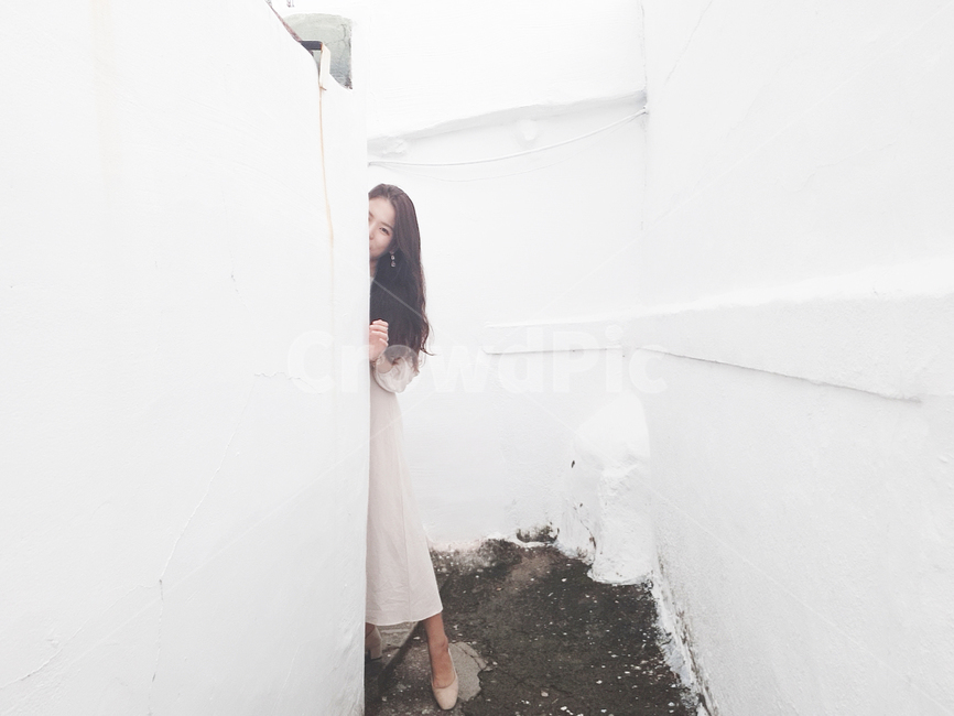 clothing,의류,human,인간,person,사람,여자,여자앞모습,예쁜여자,여성,여자,woman,female,lady