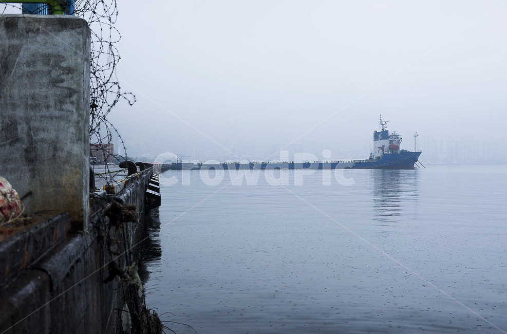 바다,풍경,바지선,비,sea,landscape,rain,barge,부두,wharf