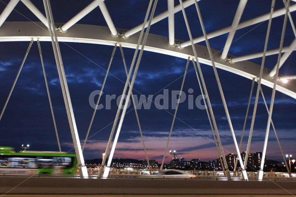 다리,양화대교,architecture,교각,bridge,서울,seoul,노을,sunset,석양,해질녘,저녁,evening,버스,bus,야경,밤,풍경,nightscape,night,landscape,건축물,건물외관,exterior,building,structure,architecture,construction