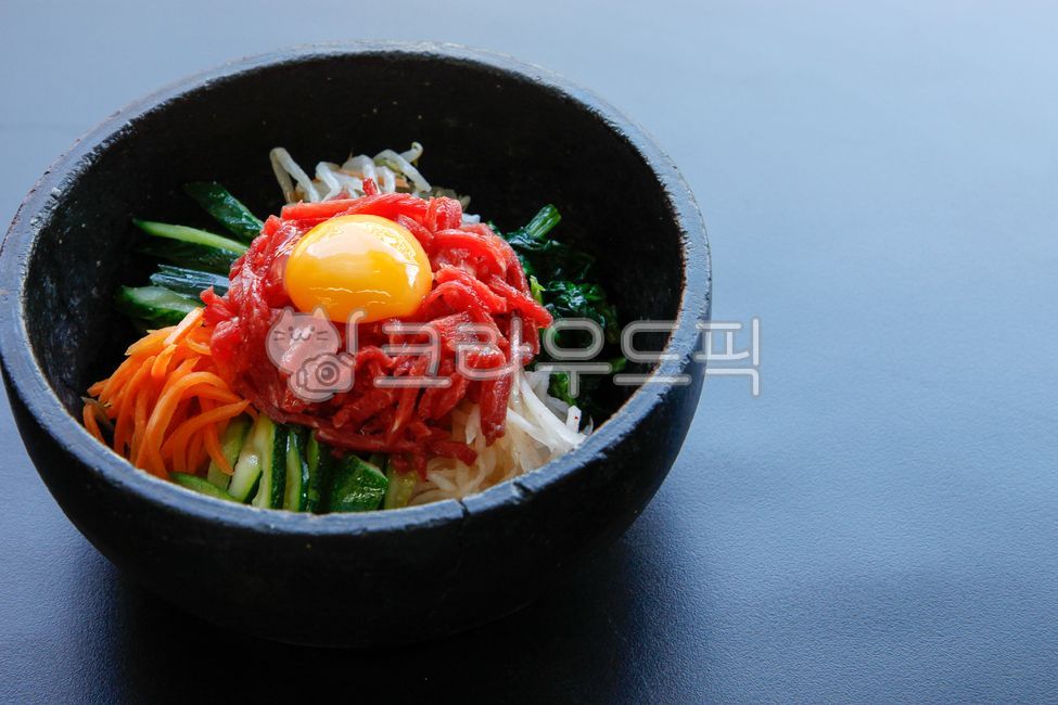 육회,육회비빔밥,비빔밥,한식,음식,식재료,요리,한국음식,한국요리,food,koreanfood,돌솥,돌솥비빔밥,kfood,koreandishes,koreanmeal,koreanrestaurant