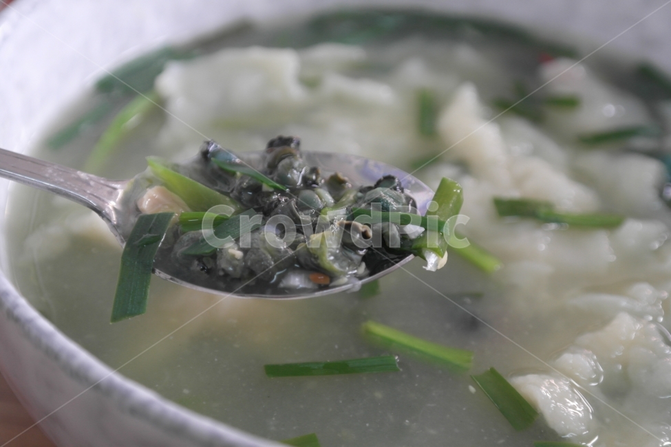 다슬기,해장국,수제비,다슬기수제비,해장음식,음식,식재료,요리,food,cook,meal,dishes,food reserves,한식,한국음식,한국요리,korean food,korean dishes,korean meal,korean cook