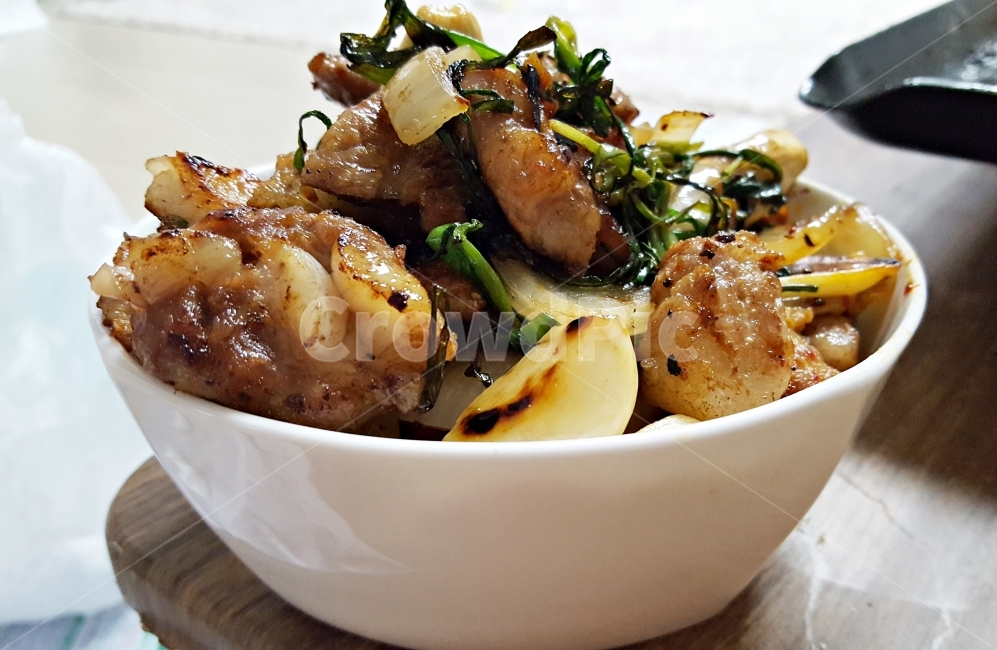 고기,삼겹살,마늘,밥그릇,밥,음식,식재료,요리,food,cook,meal,dishes,food reserves,육류,고기,meat,한식,한국음식,한국요리,korean food,korean dishes,korean meal,korean cook