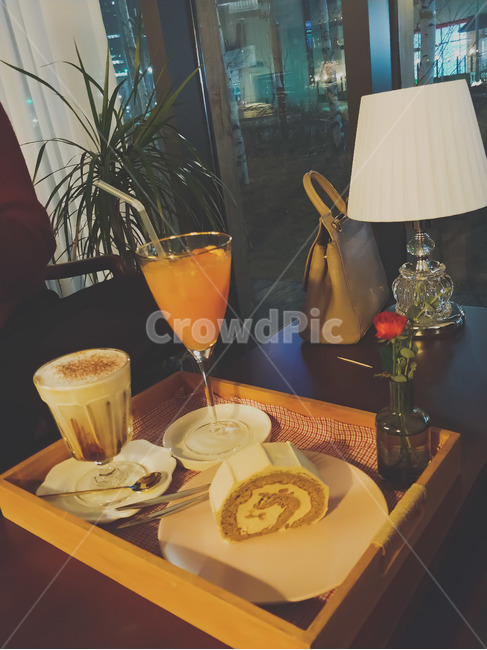 beverage,마실것,drink,주스,juice,케익,카페,음식,식재료,요리,food,cook,meal,dishes,food reserves