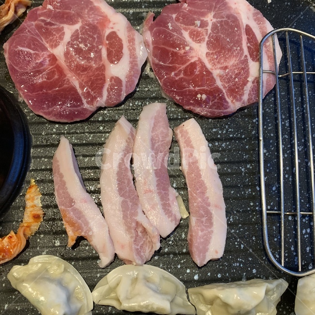 고기,삽겹살,불판,고기굽기,목살