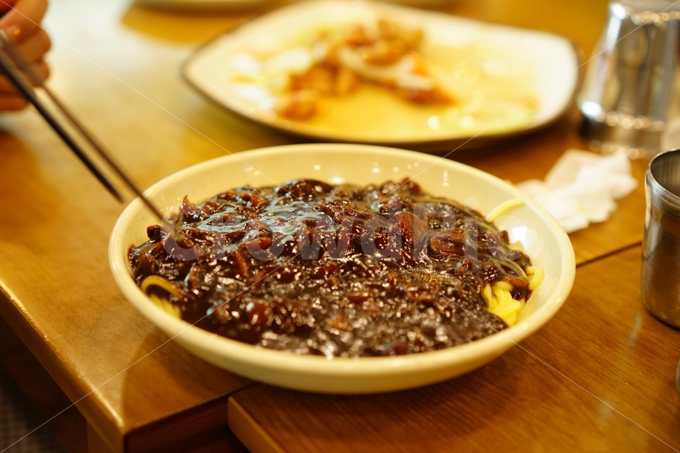 짜장,짜장면,자장,중화요리,중식,식사,음식,먹방,푸드,외식,맛집,면요리,점심,음식,식재료,요리,food,cook,meal,dishes,food reserves,중식,중국음식,중화요리,chinese food,chinese dishes,chinese meal,chinese cook