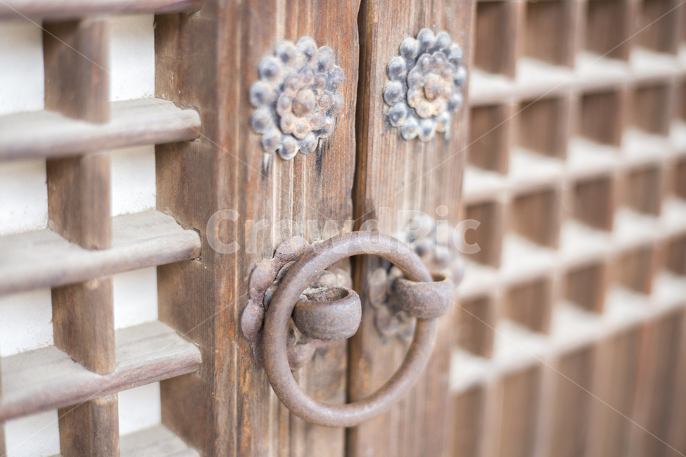 doorhandle,Hanok,hanok,pattern,koreanstylehouse,traditional radish,chrysanthemum pin,Chrysanthemum chain doorknob,Hanok pattern,doorknob