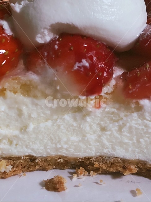 dessert,디저트,cream,크림,음식,food,딸기,strawberry,tart,타르트,cake,케잌,빵,bread,디저트,간식,후식,dessert,snack