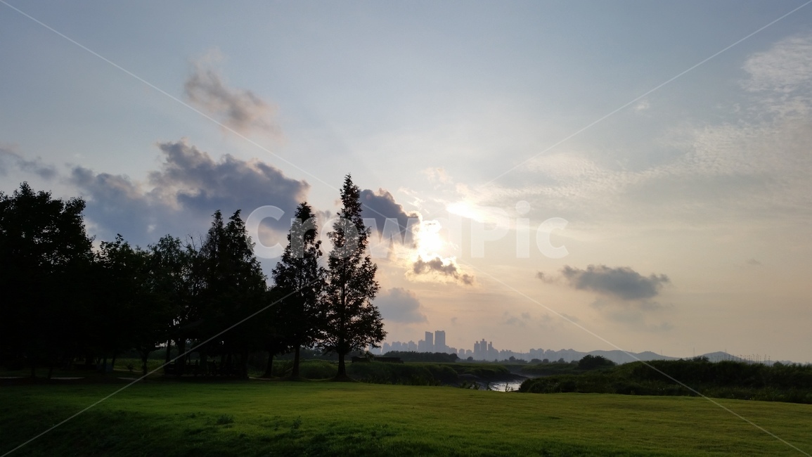 grass,잔디,저녁노을,해질녁,하늘,구름,자연,풍경,nature,landscape