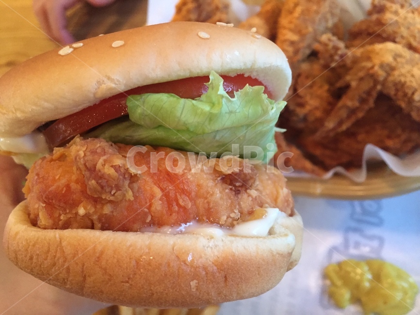 햄버거,치킨버거,먹방,맛집,패스트푸드
