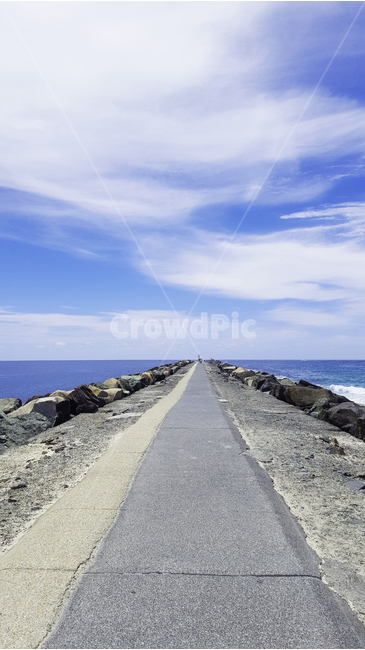 방파제,바다,오션,길,로드,파란하늘,sea,ocean,road,breakwater,seawall,자연,풍경,nature,landscape,해외,외국,세계,foreign,oversea,world,세계자연풍경,해외자연풍경,외국자연풍경,world nature landscape,도로,gravel,자갈,dirt road,흙길