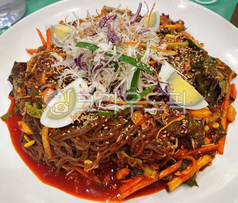 Vegetables,Cooking,egg,Noodle,Buckwheat Noodles,ingredients,Food,Bibimmyeon,Egg,Buckwheat Bibim Makguksu,cook,Makguksu,Bibim,food,Seasoning,meal,Bibim Makguksu,Boiled Egg,dish,Bibim Noodles,mukbang,Noodles