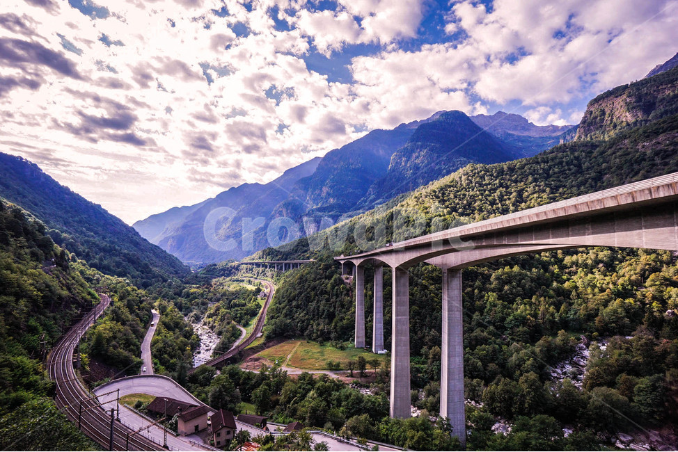 스위스,자연,다리,철로,철길,산,조화,웅장한,고타드,고타드파노라마,유럽,nature,road,bridge,switzerland,mountain,자연,풍경,nature,landscape,도로,outdoors,옥외