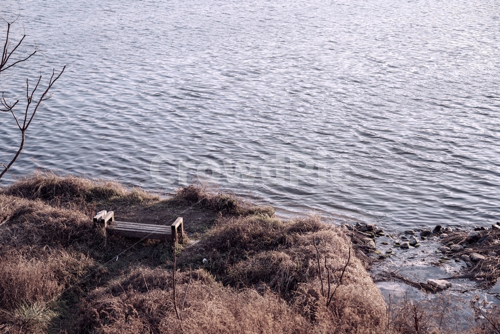 강,river,강릉,분위기,벤치,bench,강가,파문,mood,쓸쓸함,차가움,고화소,웹,풍경,겨울,계절,winter,season,자연,풍경,nature,landscape,감성,sensible,feeling