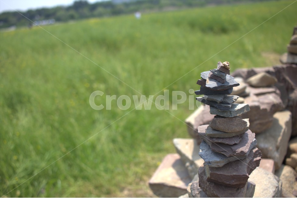돌,돌탑,탑,stone,풀숲,종교,신앙,religion,belief,faith