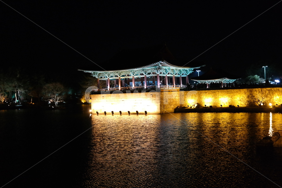 경주,유적지,야경,연못,안압지,야경,밤,풍경,nightscape,night,landscape,한국전통,한국문화,korean traditional,korean culture,랜드마크,landmark,tourist attraction,한국랜드마크,한국관광지,한국명소,korea landmark,korea tourist attraction,건축물,건물외관,exterior,building,structure,architecture,construction,건물