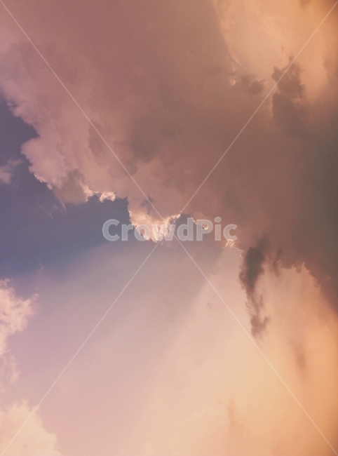 sky,cloud,color,pastel tone,shine,sky image,scene