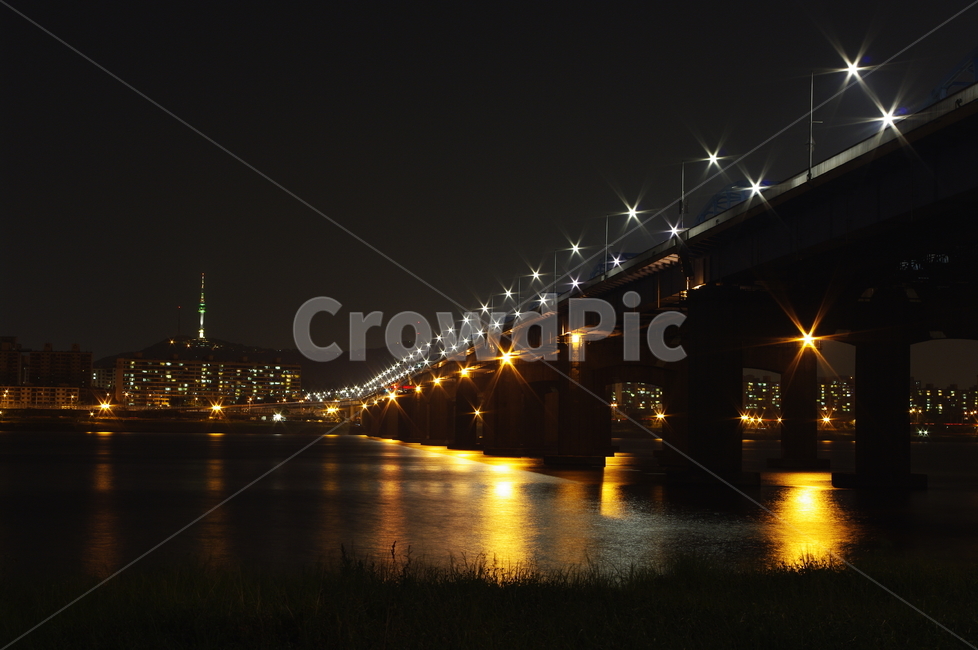 서울,한강,대교,야경,풍경,빛,조명,다리,야경,밤,풍경,nightscape,night,landscape,도시,city,한국도시풍경,한국도시경관,korea cityscape,building,건물,bridge