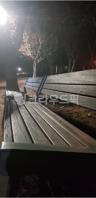 furniture,가구,공원,의자,가로등