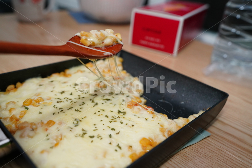 간식,콘치즈,음식,food,cheese,corn,옥수수,치즈,안주,먹거리,프라이팬,음식,식재료,요리,food,cook,meal,dishes,food reserves