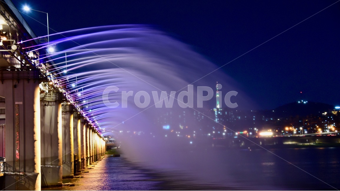 한강,한강야경,반포대교,반포대교분수,밤하늘,다리,남산타워,야경,밤,풍경,nightscape,night,landscape,도시,city,한국도시풍경,한국도시경관,korea cityscape,water,물